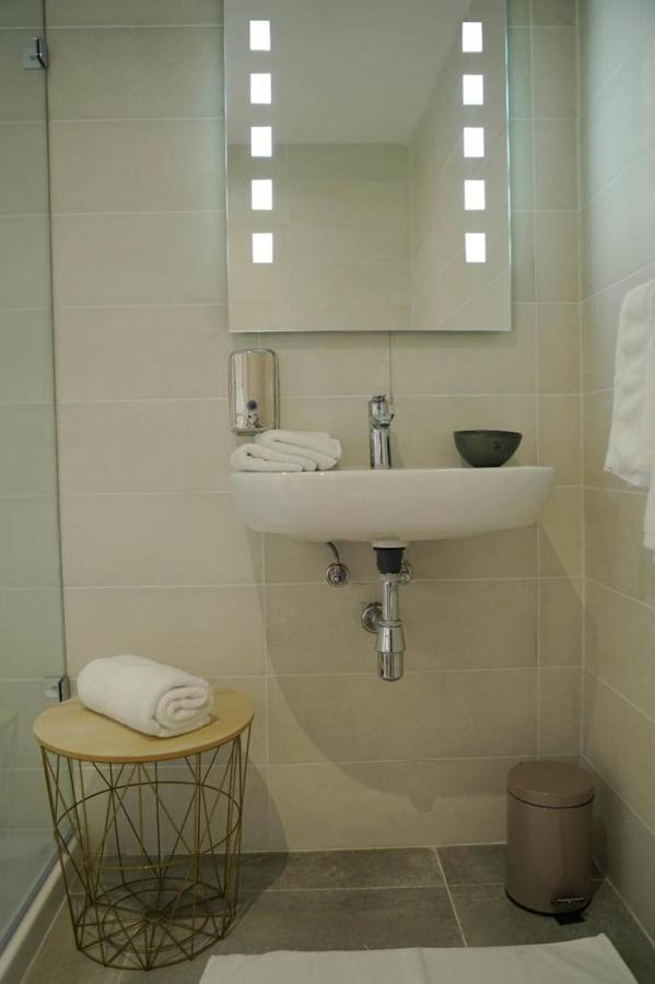 Private Rooms With Bathroom In Valletta Exterior photo